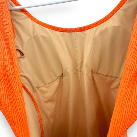 NEW Cotton on Body One PIece Swimsuit Size Large Ribbed Textured Cheeky Swim NWT - Picture 8 of 10